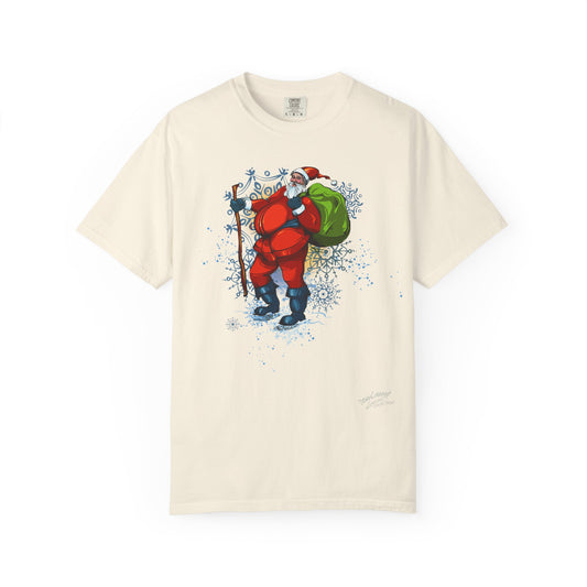 Vintage Christmas Hiking Santa Unisex Graphic T-Shirt — MoonSong® Collection
