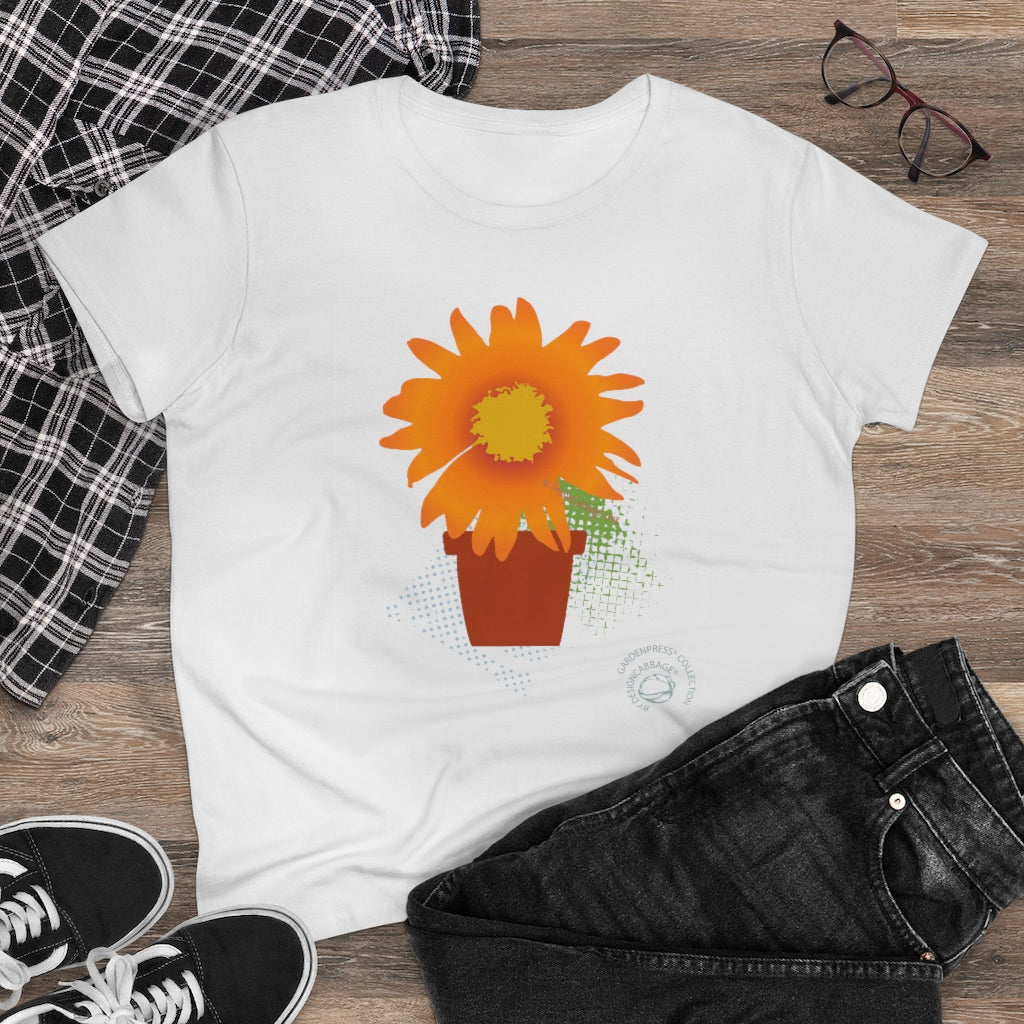 Garden Daisy Graphic T-Shirt - GardenPress® Collection - Women's Tee